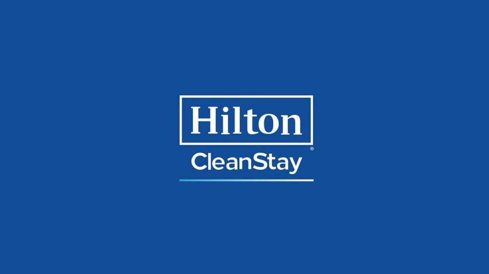Hampton Inn & Suites Teaneck/Glenpointe Εξωτερικό φωτογραφία